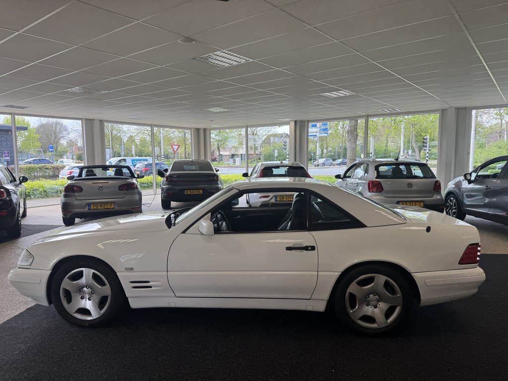 Mercedes-Benz SL-Klasse Cabrio 320 incl hardtop met weinig k, foto 5