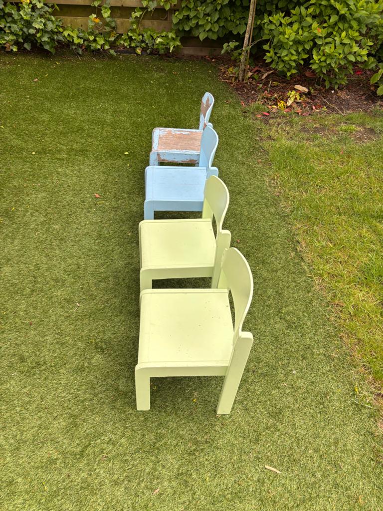 Set van 4 houten kinderstoeltjes, Ophalen, Gebruikt, Overige typen