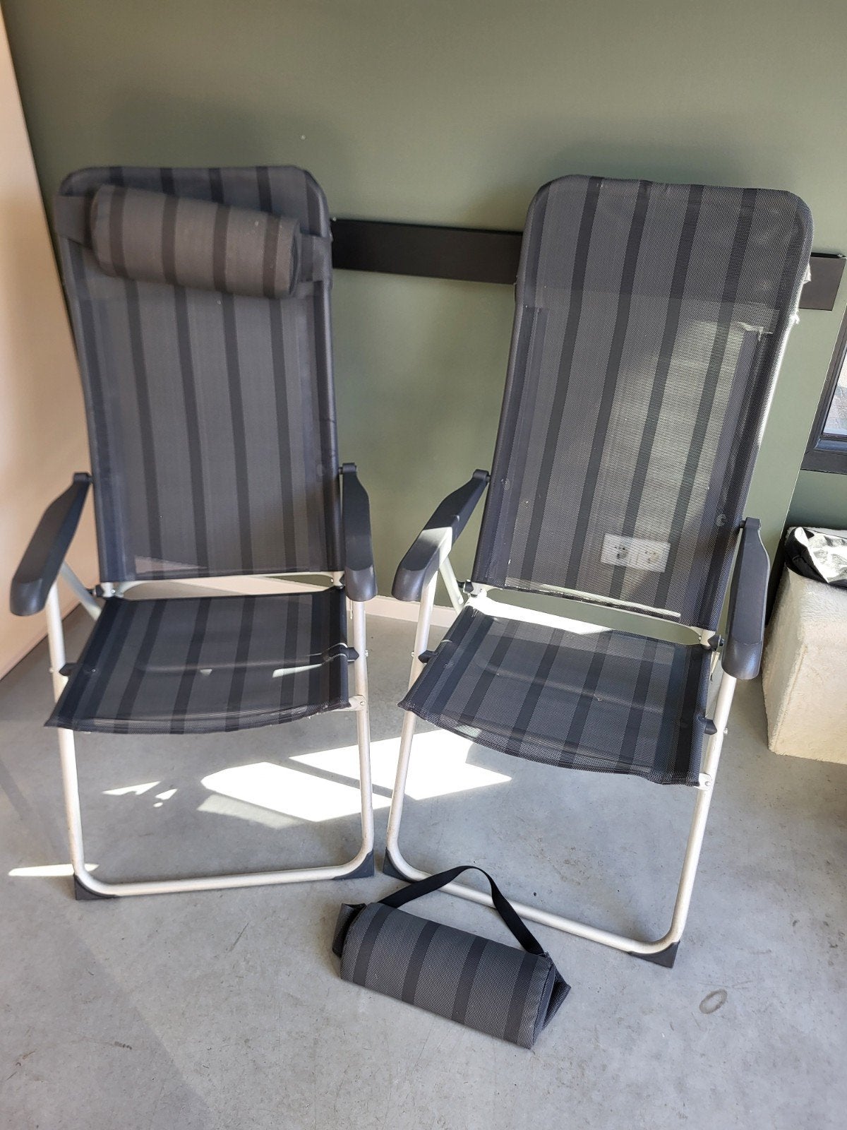Comfortabele campingstoelen - verstelbaar en inklapbaar, Ophalen
