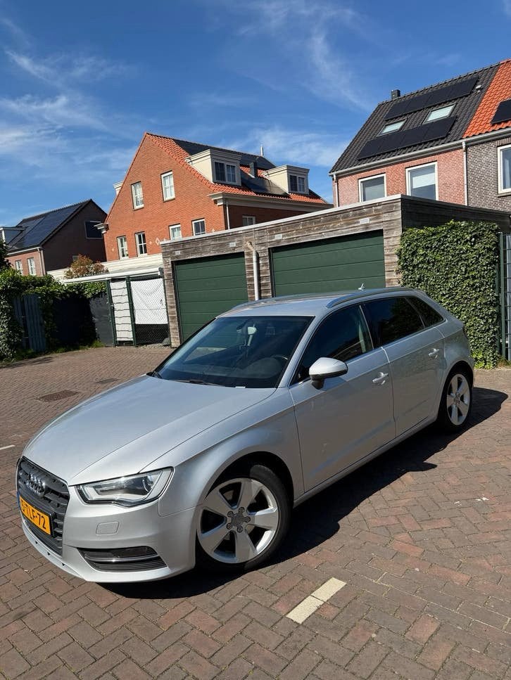 Audi A3 1.4 Tfsi 90KW Sportback S-tronic 2013 Grijs, Auto's, 122 pk, 1395 cc, 650 kg, Particulier