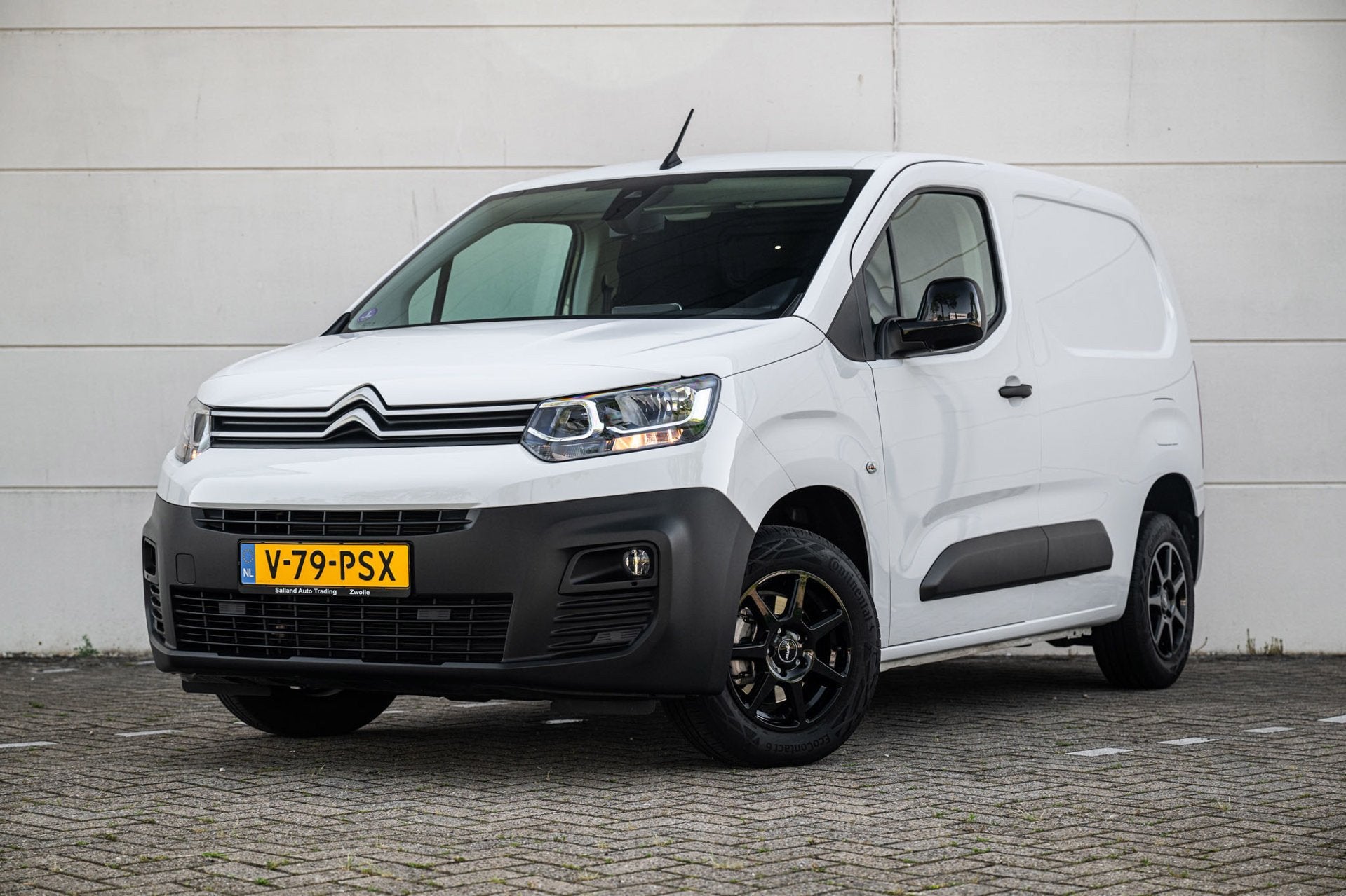 Citroen Berlingo 1.2 PureTech 110pk Club MARGE 3-PRS |Airco|, Voorwielaandrijving, 1199 cc, Citroën, 3 cilinders