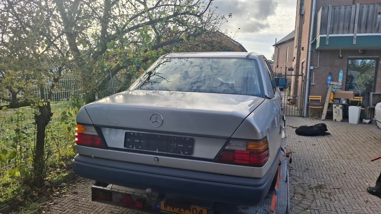 Mercedes 300d bijna belastingvrij, Auto's, Particulier, Blauw, Sedan, Zilver of Grijs