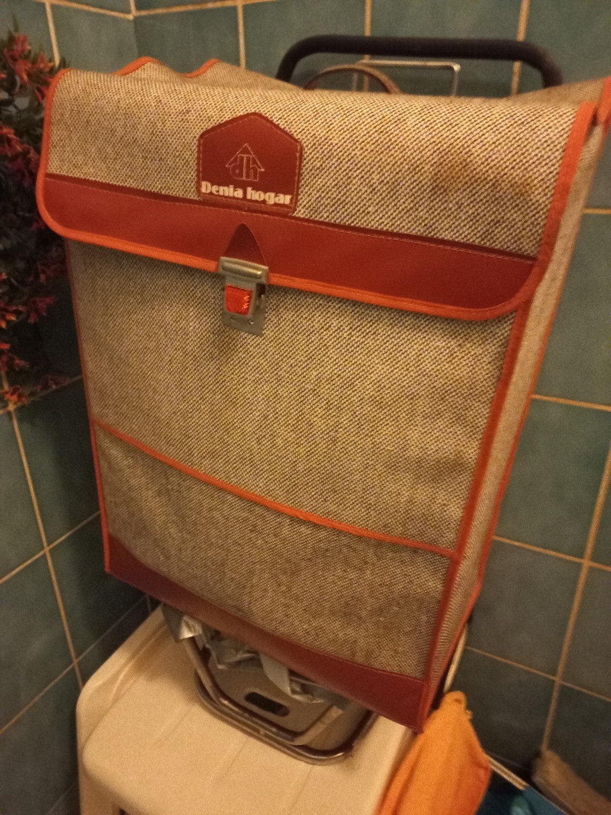 boodschappentas groot model stevig wielen zgan, Ophalen of Verzenden, Zo goed als nieuw, Hard kunststof, 35 tot 45 cm