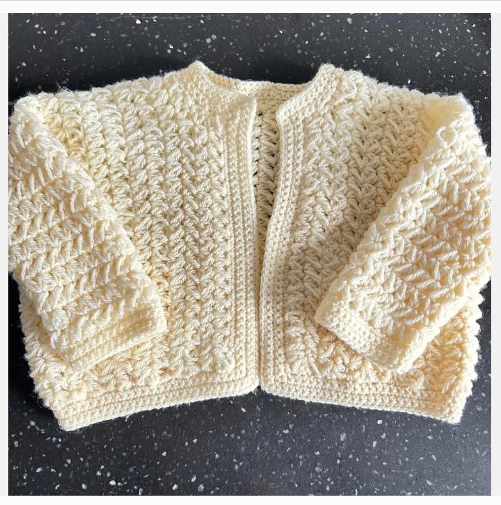 Jaren ‘50 gebreid vestje baby, poppen, beren, Verzamelen, Ophalen of Verzenden, Zo goed als nieuw, X, Kleertjes