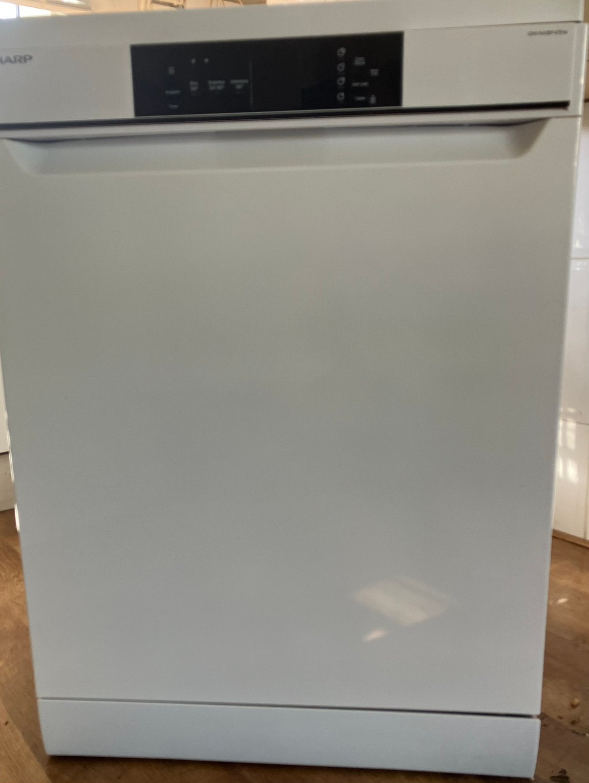 Sharp vrijstaande vaatwasser, Witgoed en Apparatuur, Vaatwasmachines, Ophalen, Minder dan 85 cm, Energieklasse A of zuiniger, Zo goed als nieuw