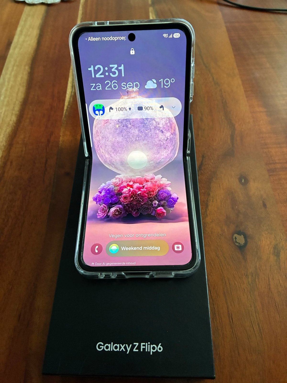 Samsung Galaxy Z Flip6 256GB Silver - zo goed als nieuw, Ophalen, Touchscreen, Zo goed als nieuw, Zonder simlock