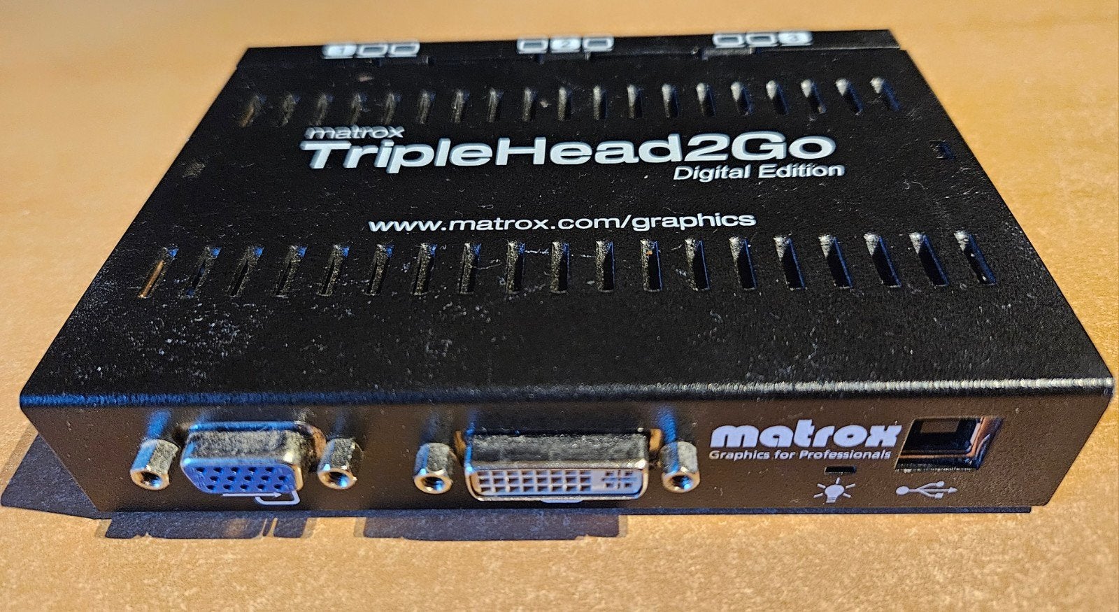 Matrox TripleHead2Go Digital Edition - 3 Monitor Support, Ophalen of Verzenden