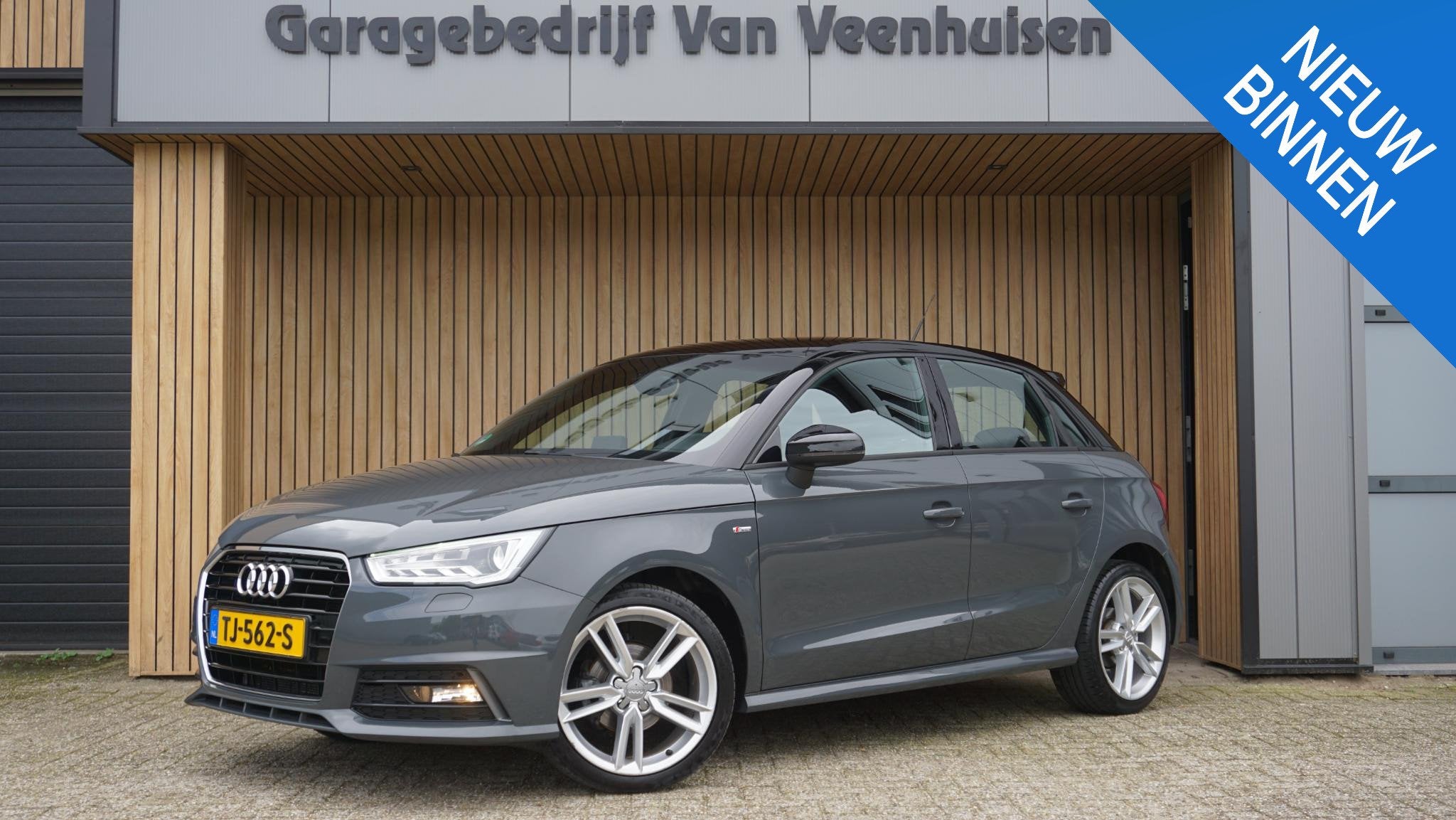 Audi A1 Sportback 1.0 TFSI 95pk 5Drs 2x S-Line *Black Optik*, Auto's, Voorwielaandrijving, 95 pk, Leder en Stof, 49 €/maand