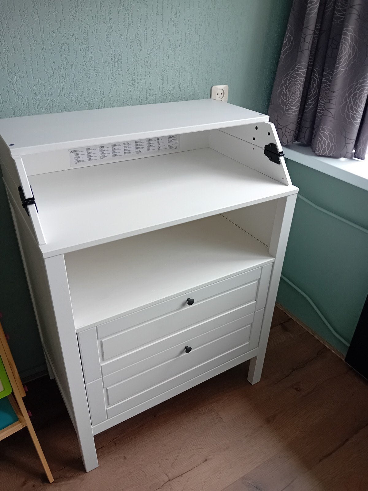 IKEA Sundvik Commode - Wit, Zo goed als nieuw, Kinderen en Baby's, Ophalen, 70 cm of meer, Zo goed als nieuw, 75 tot 100 cm