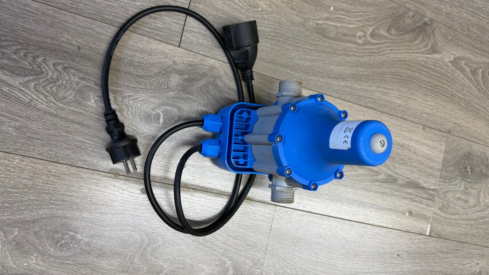 Automatisch afsluiter voor beregeningspomp, Ophalen, Zo goed als nieuw