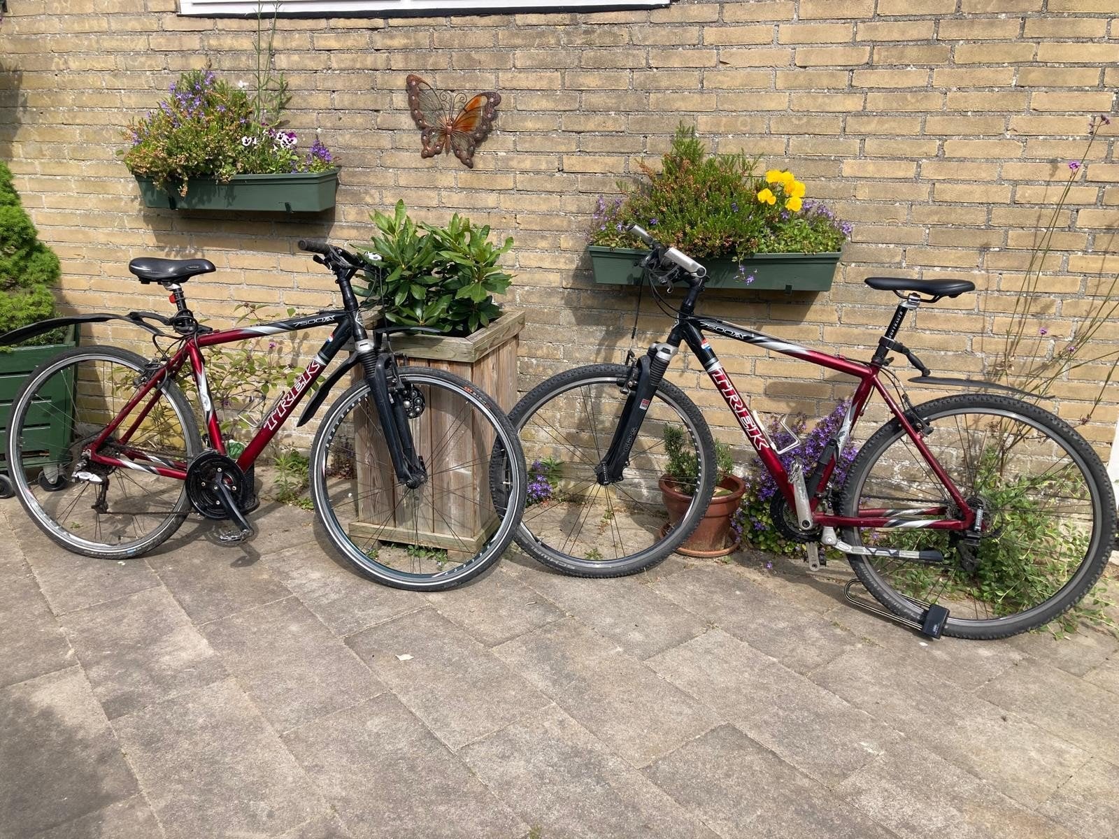 2 Trek 7500 fx Hybride Fietsen - unisex, 28 inch, Gebruikt, Vering, Velgrem