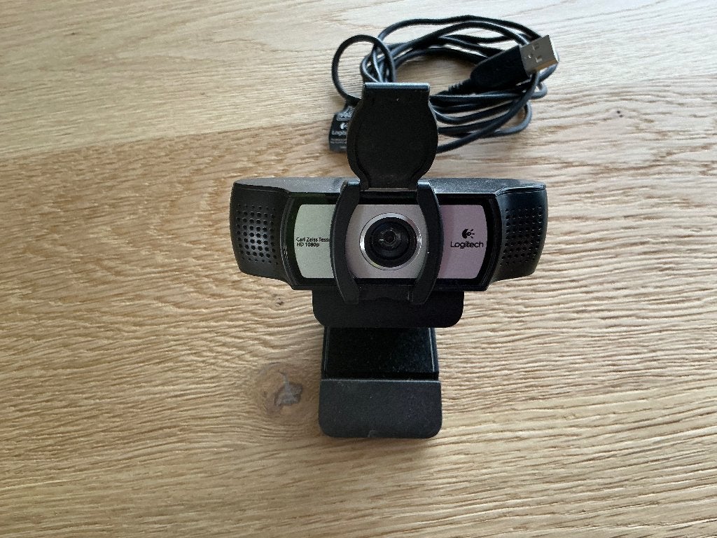 Z.G.A.N. Logitech Carl Zeiss HD 1080 Webcam met lensklep, Computers en Software, Webcams, Ophalen, MacOS, Logitech, Microfoon