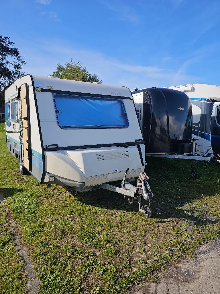 Adria 4050 TD, Caravans en Kamperen, Vast bed, Rondzit, Particulier, Adria