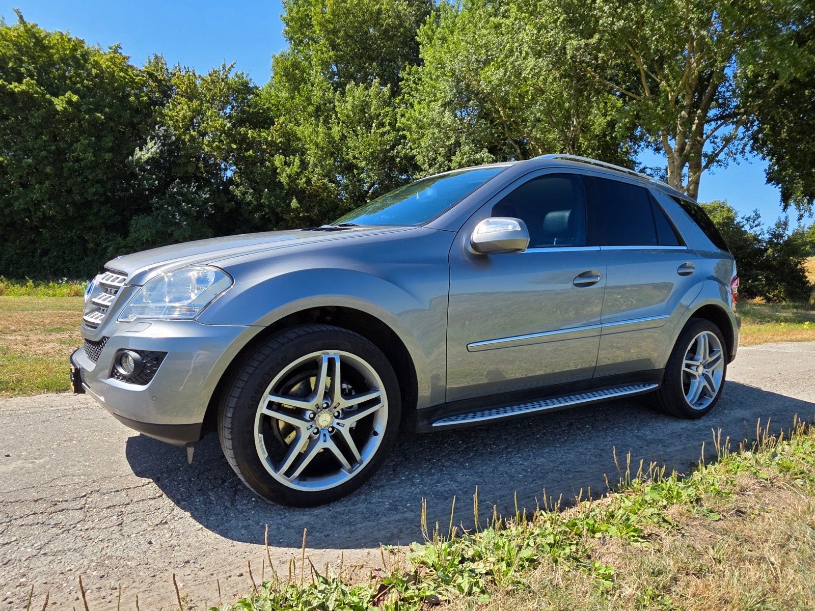 Mercedes-Benz ML350 4MATIC - uniek netjes - voll historie, Auto's, Mercedes-Benz, Automaat, Origineel Nederlands, 272 pk, Vierwielaandrijving