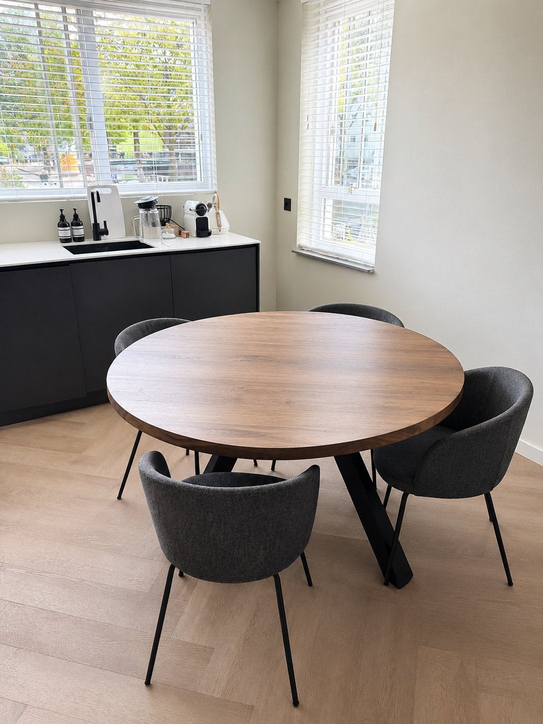 Houte eettafel, 100 tot 150 cm, Rond, Ophalen of Verzenden, Zo goed als nieuw