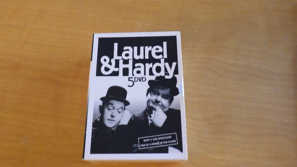 mooie DVD box van Laurel and Hardy, Alle leeftijden, Ophalen of Verzenden, Gebruikt, Actiekomedie
