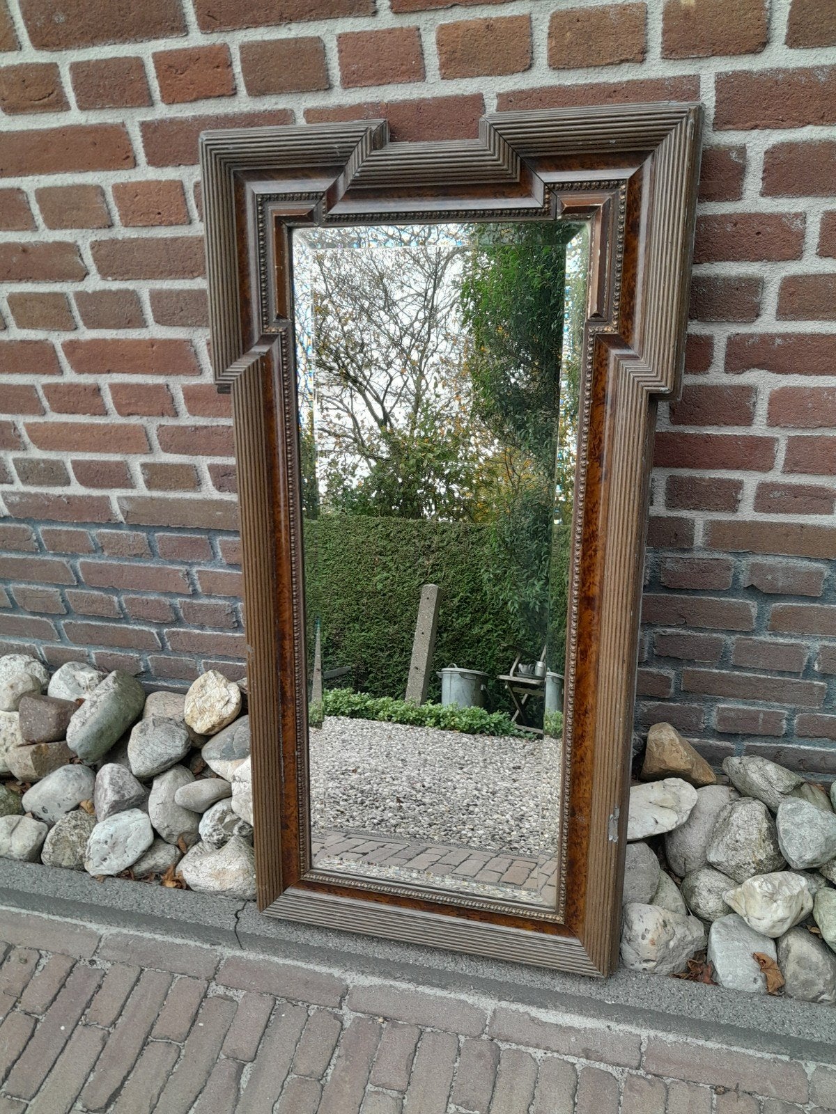 Oude grote spiegel met geslepen spiegel glas., Antiek en Kunst, Ophalen, Rechthoekig