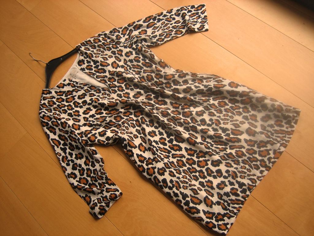 Exclusief jurkje of tuniek ESSENTIEL ANTWERP 36-38 snazzeys, Kleding | Dames, Jurken, Maat 38/40 (M), Bruin, Verzenden, Nieuw