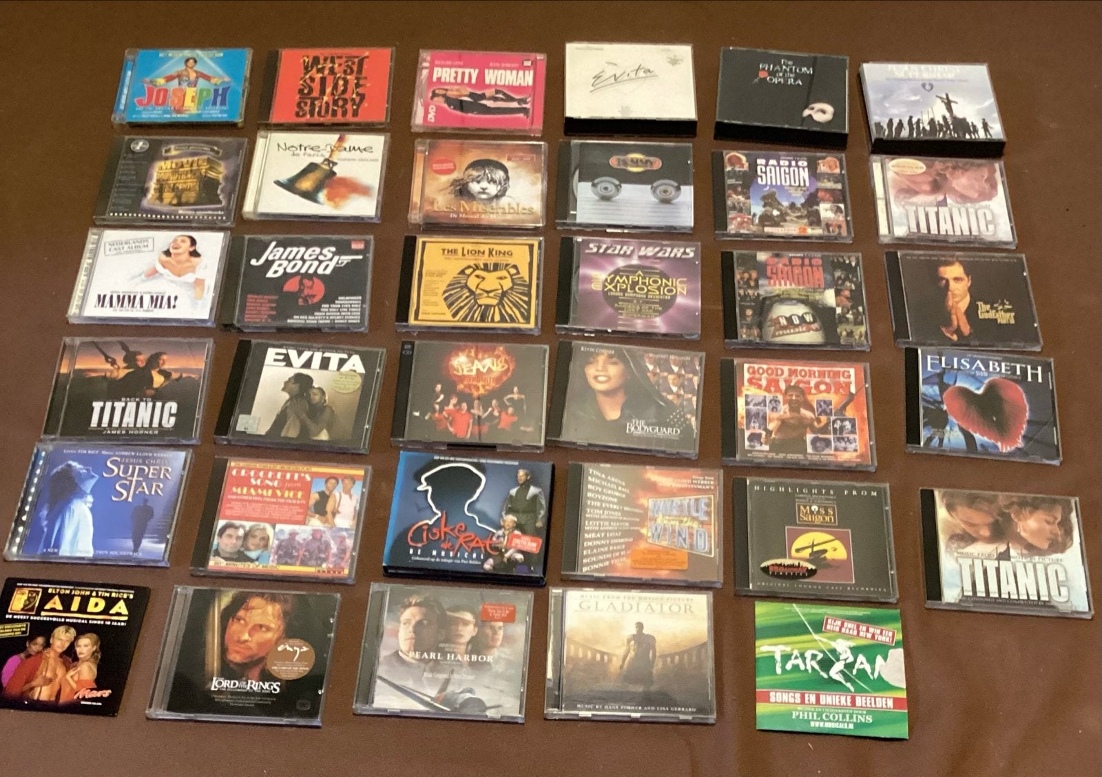 35x CD - musical en film soundtracks, Ophalen, Gebruikt