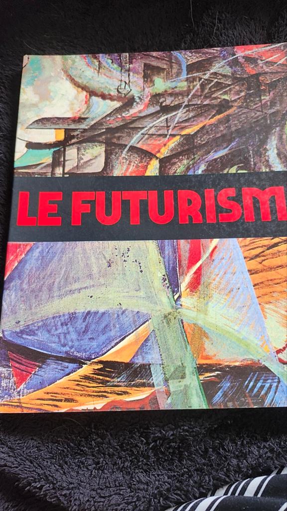 Le Futurisme, Gelezen, Ophalen of Verzenden, M  Calvesi, Grafische vormgeving