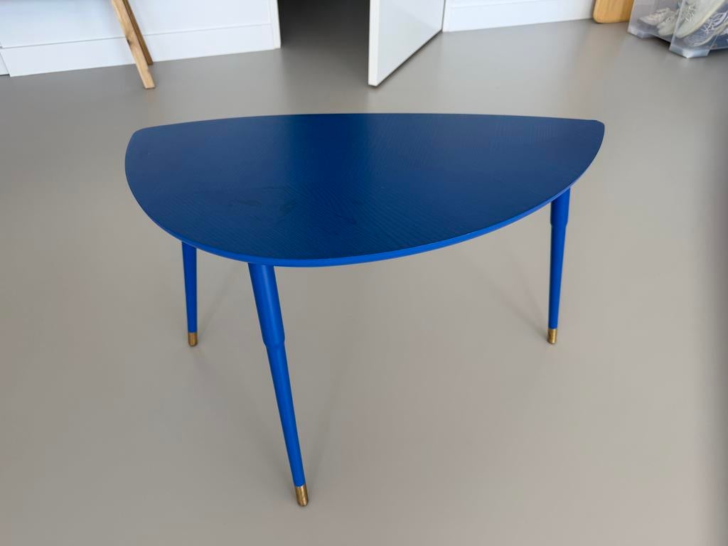 IKEA LÖVBACKEN bijzettafel, blauw, Huis en Inrichting, Tafels | Salontafels, Ophalen, Minder dan 50 cm, Gebruikt, 50 tot 100 cm