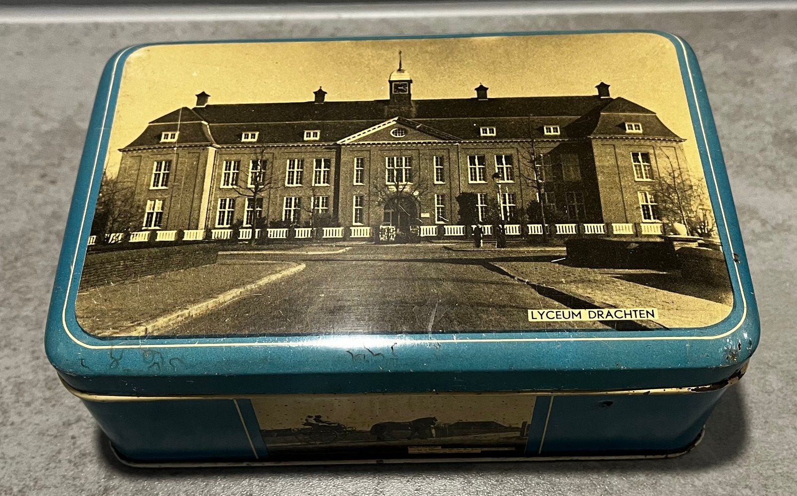 koekblik fotoblik Friese  Drachten Lyceum Drijver Deventer, Ophalen of Verzenden, Gebruikt, Koek(jes), Overige merken