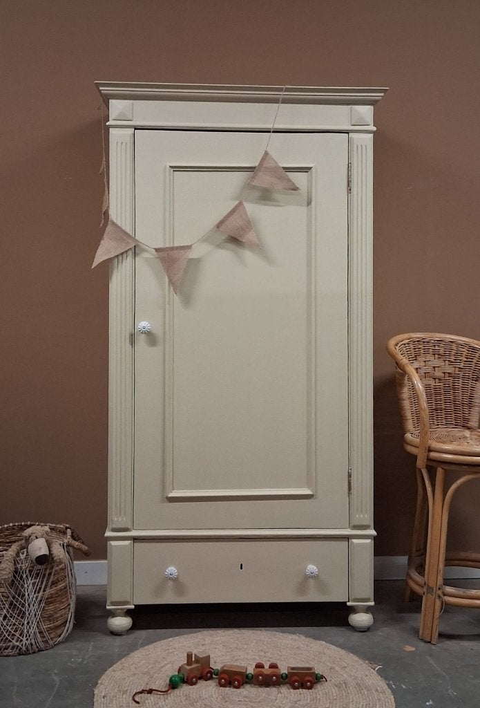 Vintage èèndeurskast kledingkast Noël, Huis en Inrichting, Josièfine Vintage Line, Info@josiefine.nl, Overige houtsoorten, 50 tot 75 cm