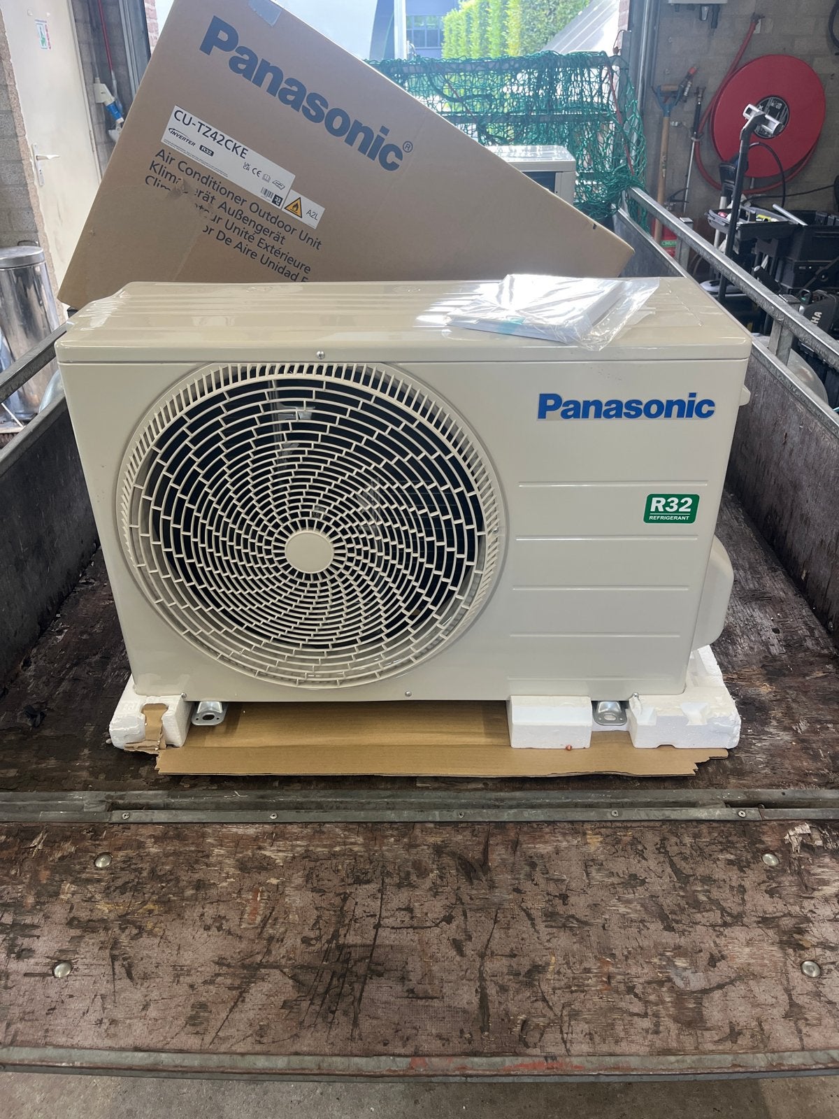Nieuwe Panasonic CU-TZ42ZKE Airconditioner Buitenunit, Witgoed en Apparatuur, Ophalen, Nieuw, 3 snelheden of meer, Energieklasse A of zuiniger