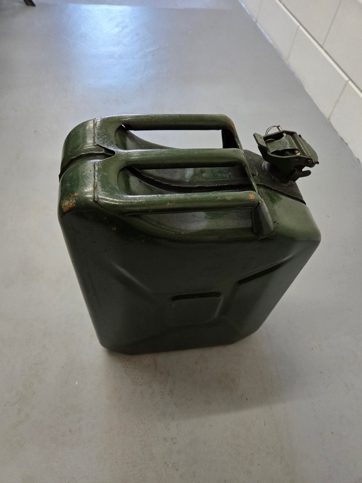 metal jerrycan - 20 liter, Ophalen