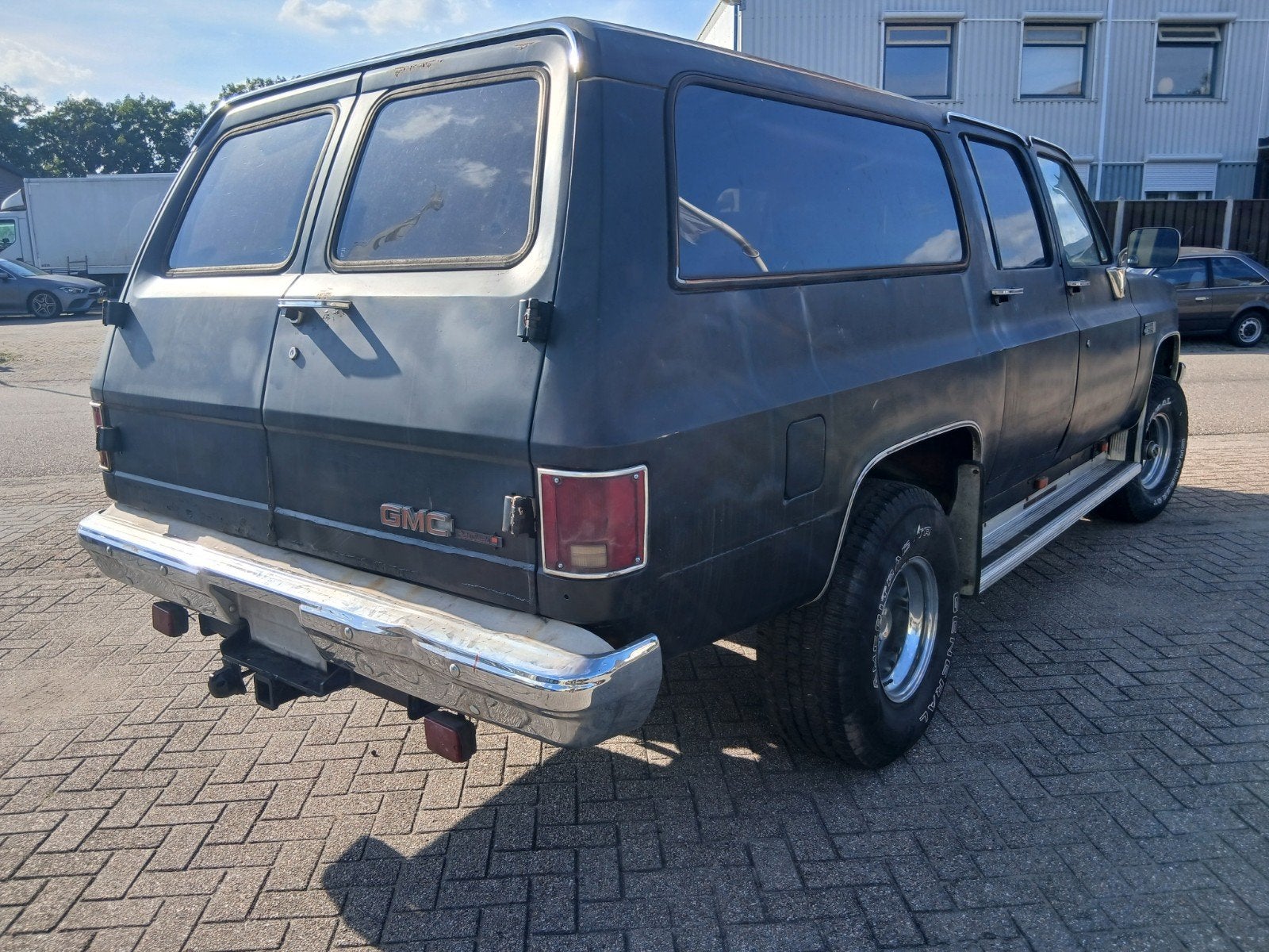 Chevrolet ,gmc suburban sierraclassic bj 4x4 bj 1984 lpg sch, Bedrijf, Te koop