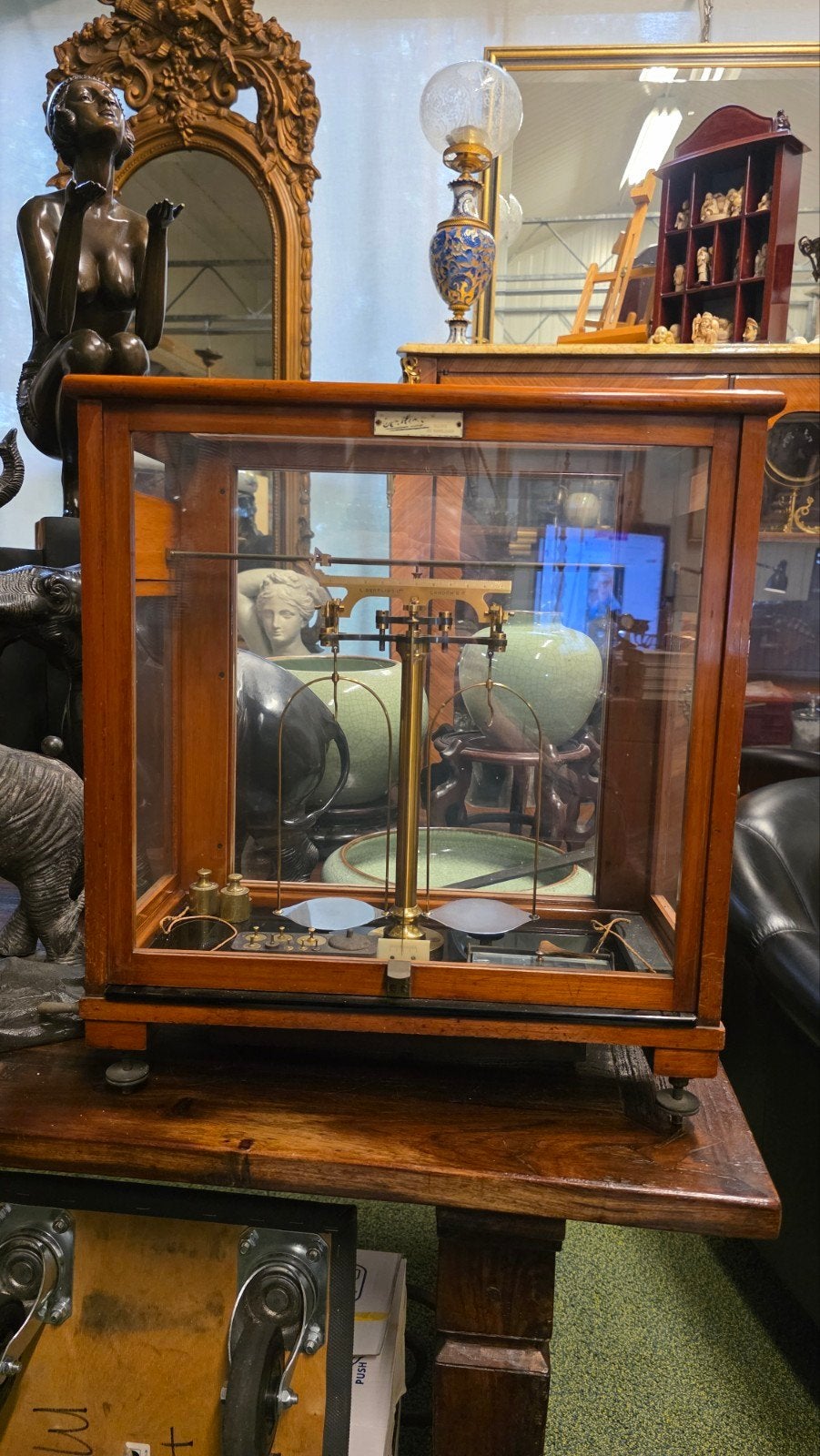 Antieke apothekersweegschaal, Antiek en Kunst, Ophalen