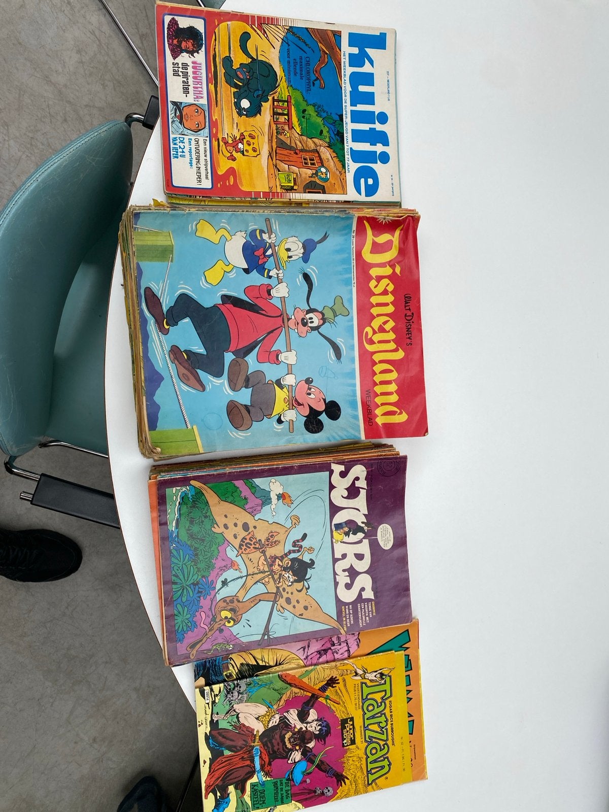 Collectie Oude Strips: Kuifje, Disneyland, Sjors, Tarzan, Meerdere stripboeken, Ophalen of Verzenden, Gelezen