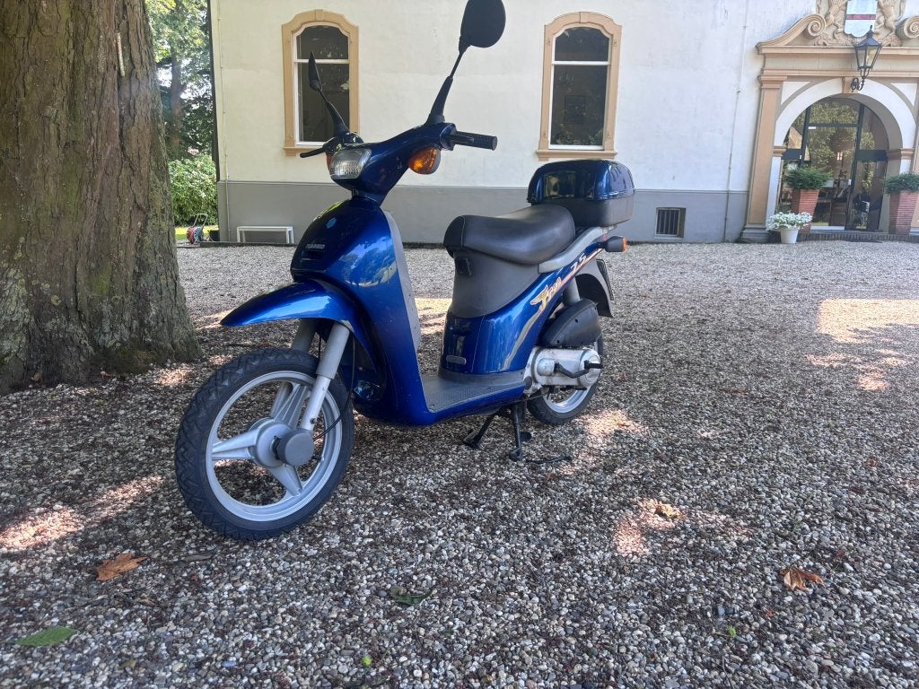 Piaggio Free 25, Fietsen en Brommers, Scooters | Piaggio, Ophalen, Overige modellen, 49 cc, Zo goed als nieuw