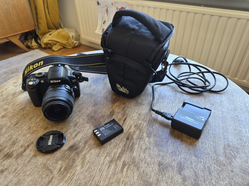 NIKON D40, Ophalen, Spiegelreflex, Zo goed als nieuw, Nikon