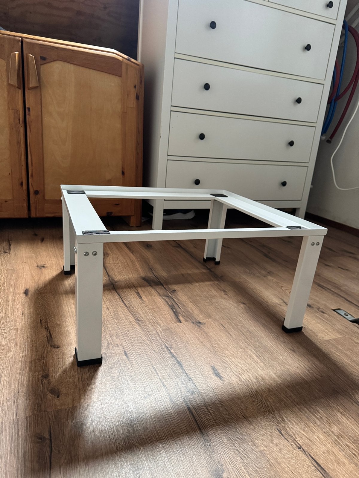 2 verhogers voor droger (€ 25,- per stuk), Minder dan 4 kg, Ophalen, Nieuw, Minder dan 85 cm