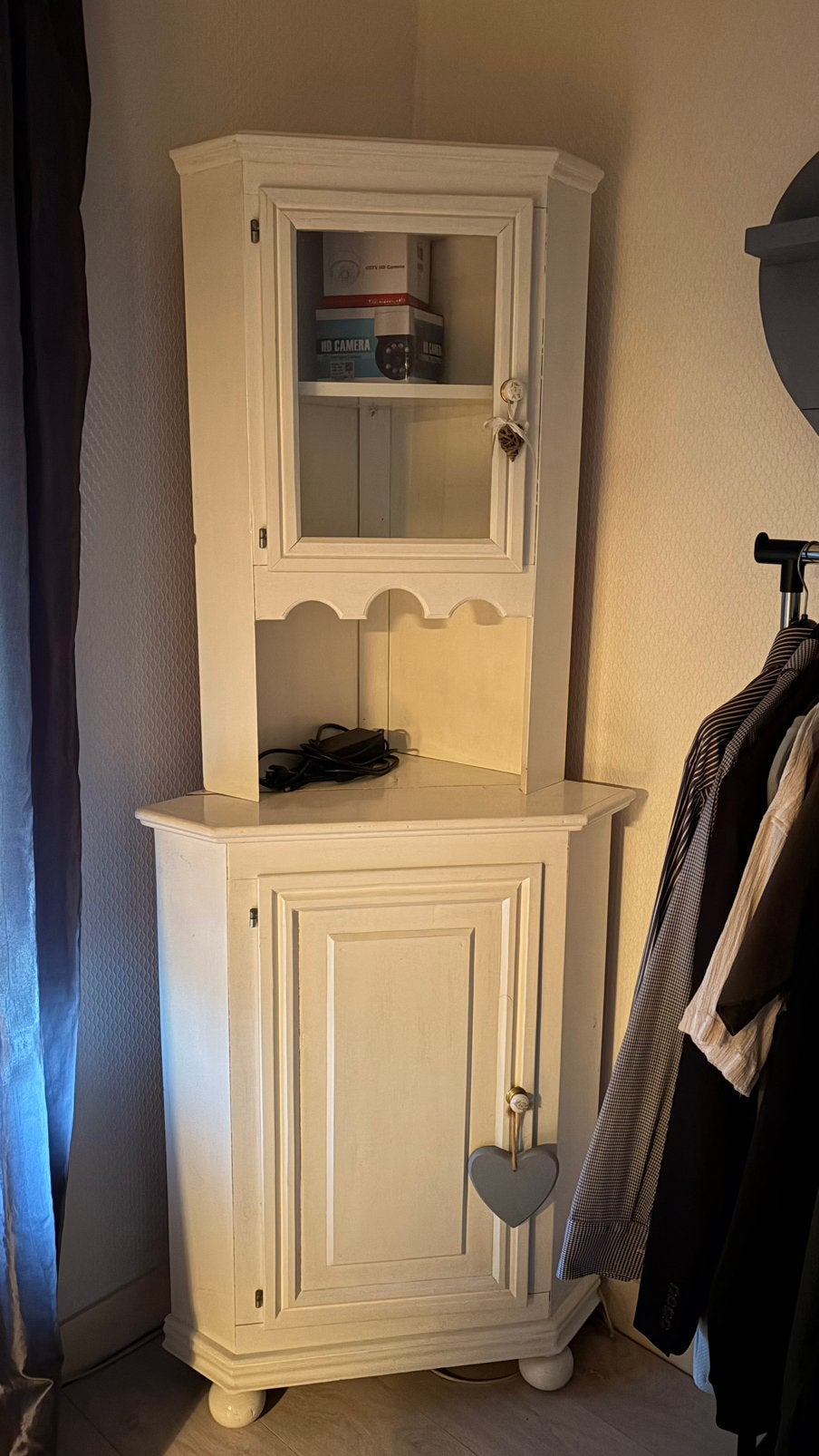 Hoekkastje gratis op te halen, Ophalen, Zo goed als nieuw, 25 tot 50 cm, Minder dan 100 cm