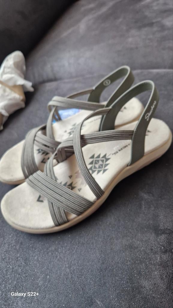 Nieuwe Skechers Stretch Fit Sandalen Maat 38, Kleding | Dames, Schoenen, Nieuw, Sandalen of Muiltjes, Grijs, Ophalen of Verzenden