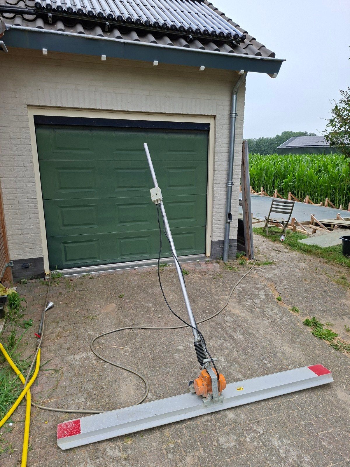 Betonafwerkspaan / trilbalk voor beton (elektrisch), Ophalen, Gebruikt