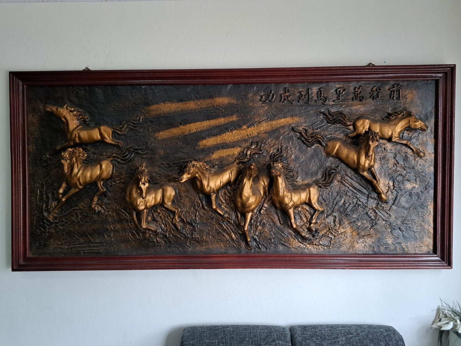 hand gesneden paardenschilderij, Ophalen