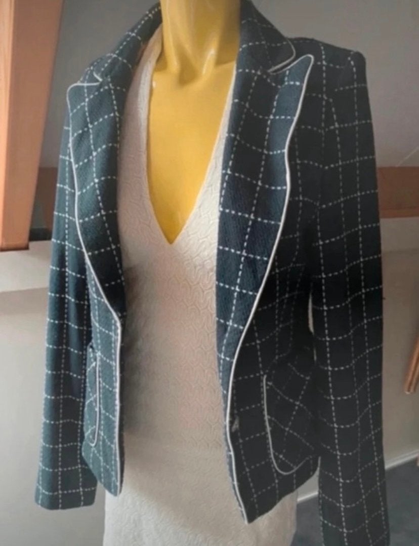 Elegante zwart-witte blazer - Maat 38, Kleding | Dames, Maat 38/40 (M), Zwart, Ophalen of Verzenden, Zo goed als nieuw