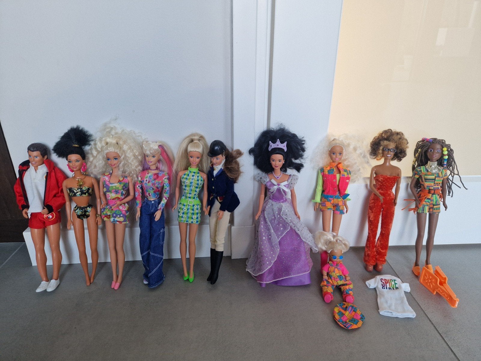Grote collectie 10 stuks Barbie poppen en Ken pop, Ophalen, Gebruikt, Barbie