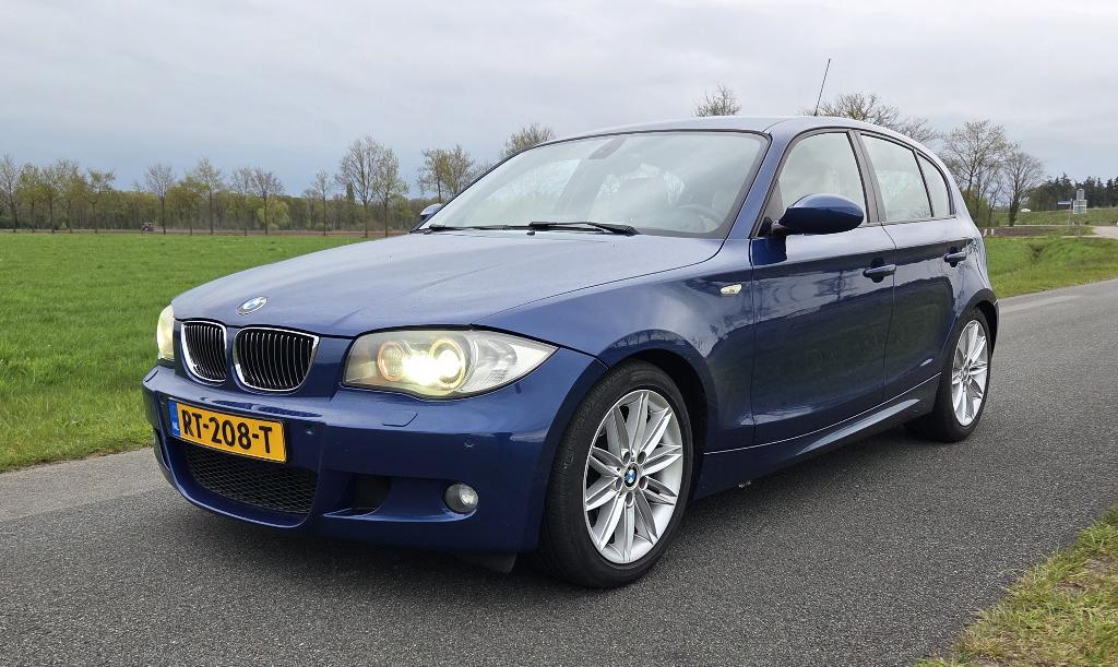 BMW 130i LCI Full option automaat M Pakket Trekhaak, Achterwielaandrijving, Blauw, 2996 cc, Leder