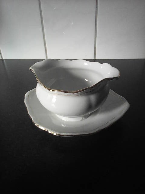 Vintage porseleinen sauskom, Made in Czechoslovakia, Ophalen of Verzenden
