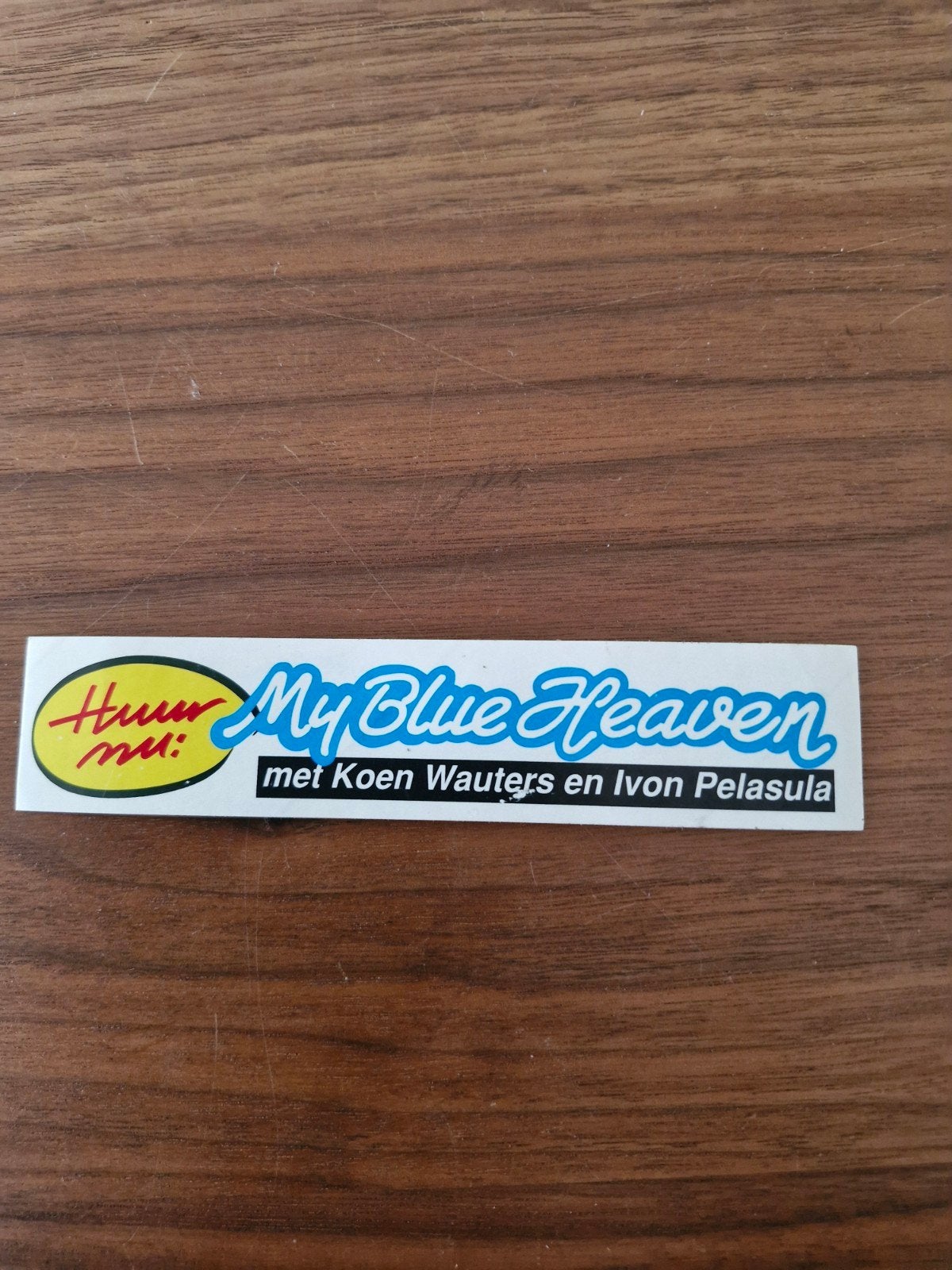 10300 Sticker "Huur nu: My Blue Heaven met Koen Wauters en, Ophalen of Verzenden, Gebruikt, Film, Tv of Omroep