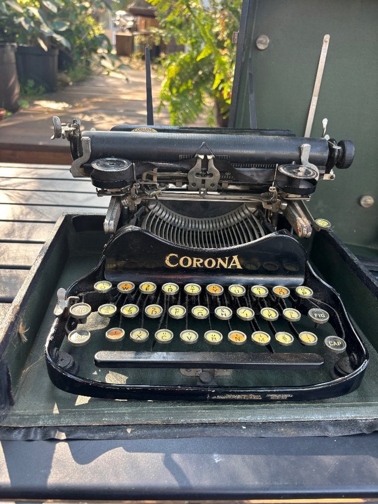 Typemachine Corona reis editie . Antiek, Ophalen of Verzenden, Gebruikt