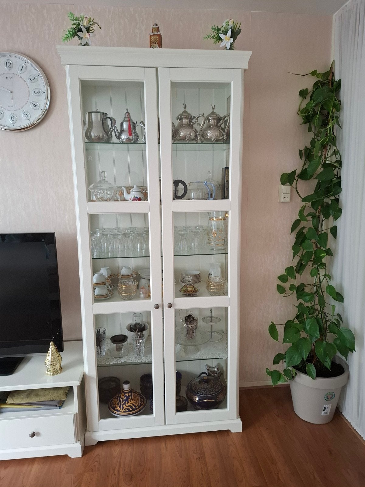 vitrinekast ikea, Ophalen, 50 tot 100 cm, Zo goed als nieuw, 150 tot 200 cm