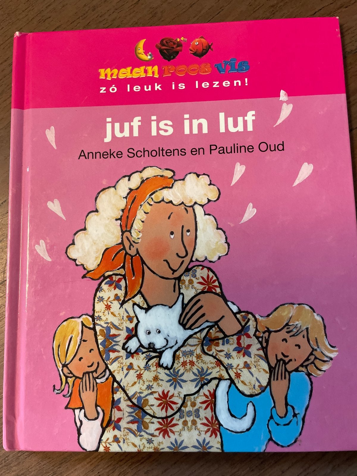 Juf is in luf - Maan Roos Vis - AVI 1, Ophalen of Verzenden, Gelezen, 6 tot 12 maanden