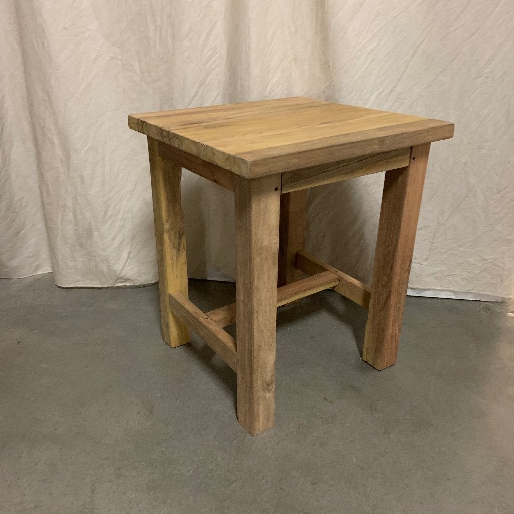 Bijzettafel – geborsteld teak - 50 x 50 cm - TTM Wonen, 45 tot 60 cm, TTM Wonen, Meubels – (Perzische) Tapijten en Woonaccessoires
