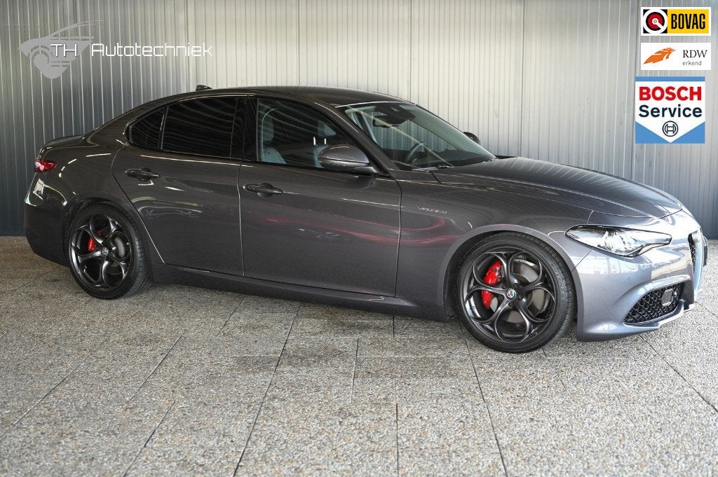 Alfa Romeo GIULIA 2.0 T AWD Veloce 280pk, Auto's, 745 kg, 4 cilinders, Met garantie (alle), 1505 kg