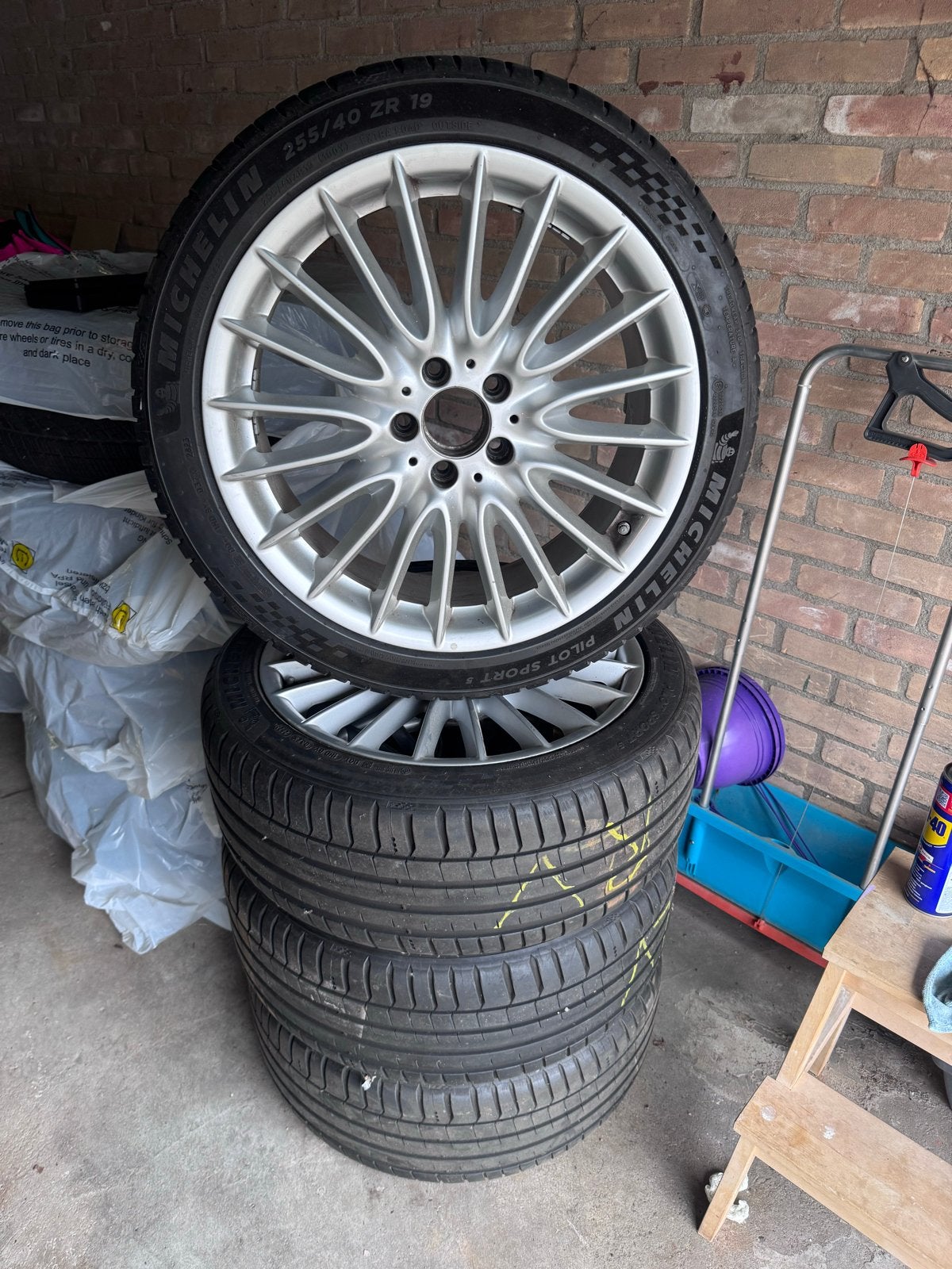 19 inch velgen met Michelin Pilot Sport banden, Ophalen